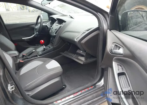 2016 Ford Focus St from USA, damaged, VIN 1FADP3L94GL374487